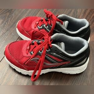 Saucony boy sneakers